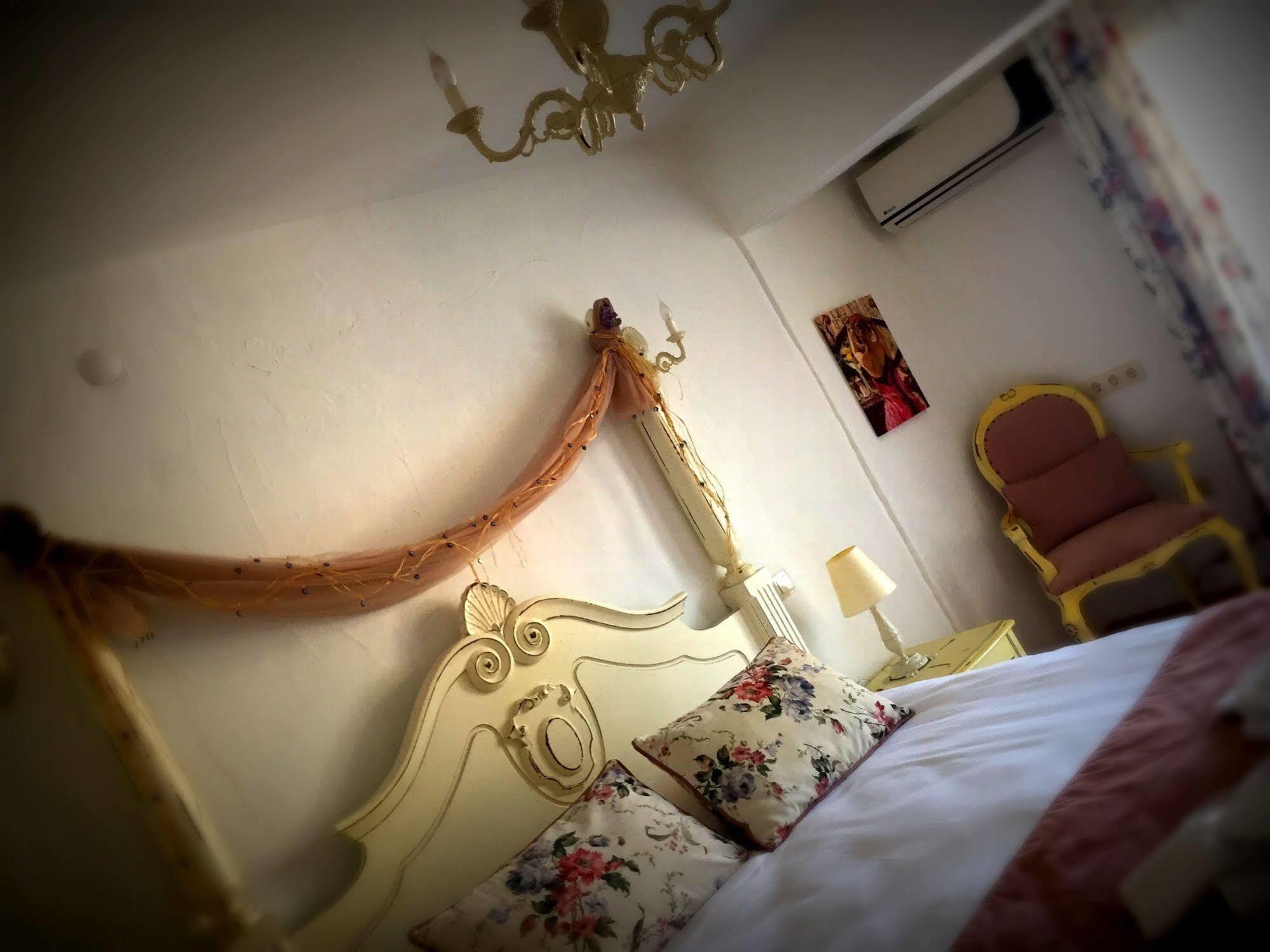 Sari Gelin Alacati Hotel Esterno foto