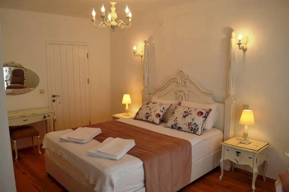 Sari Gelin Alacati Hotel Esterno foto